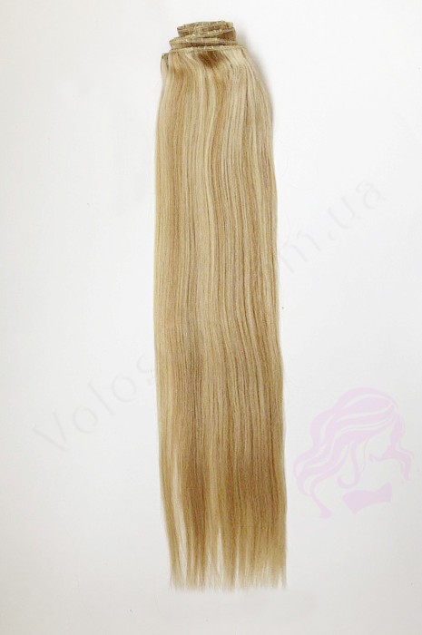 Натуральные волосы на заколках 60 см, 8 прядей, темный блонд с мелированием (№27/613)